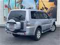 2013 Mitsubishi Pajero
