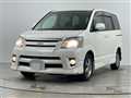 2005 Toyota Noah