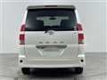 2005 Toyota Noah
