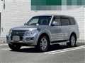 2016 Mitsubishi Pajero
