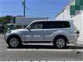 2016 Mitsubishi Pajero