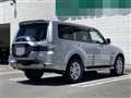 2016 Mitsubishi Pajero