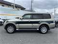 2006 Mitsubishi Pajero