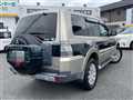 2006 Mitsubishi Pajero