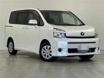 2010 Toyota Voxy