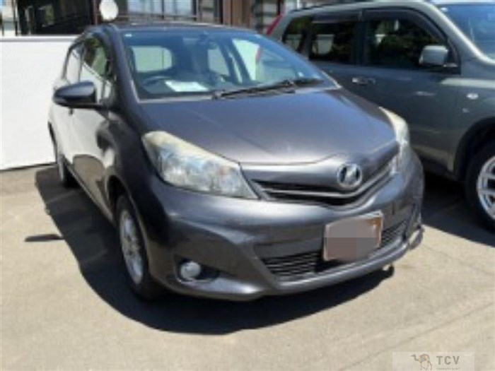 2011 Toyota Vitz