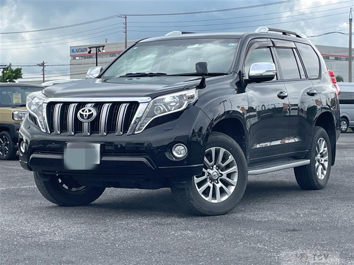 2017 Toyota Land Cruiser Prado