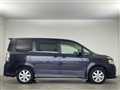 2007 Toyota Voxy
