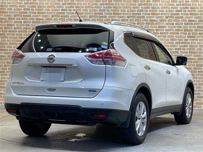 Nissan X-Trail 2016 photo 2