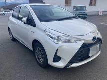 2017 Toyota Vitz