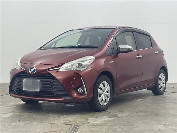 2017 Toyota Vitz