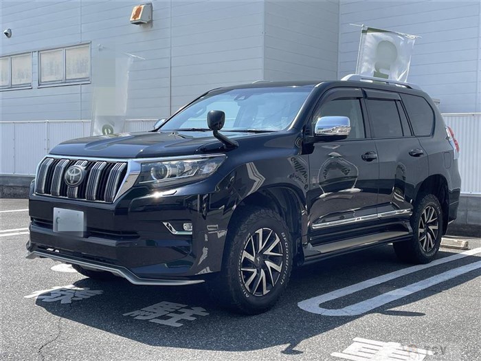 2018 Toyota Land Cruiser Prado
