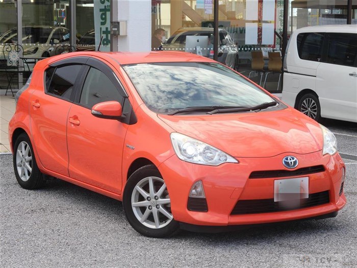 2013 Toyota AQUA