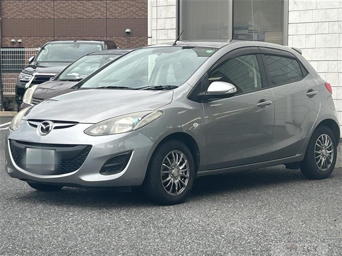 2013 Mazda Demio