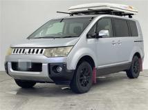 2010 Mitsubishi Delica D5