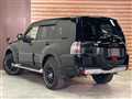 2015 Mitsubishi Pajero