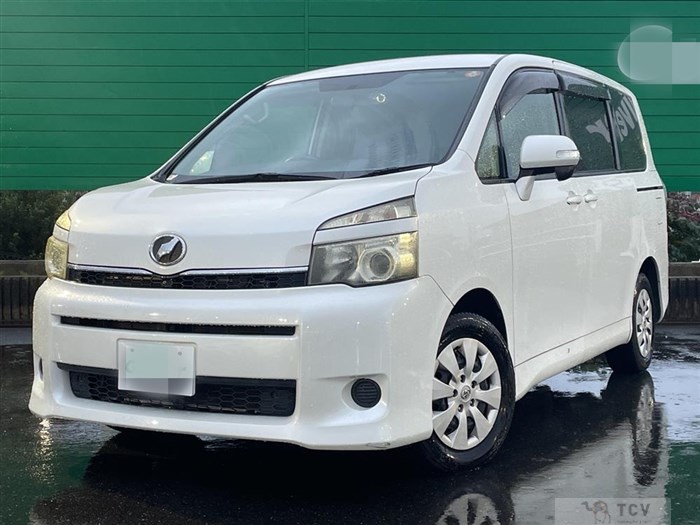 2010 Toyota Voxy