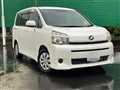 2010 Toyota Voxy