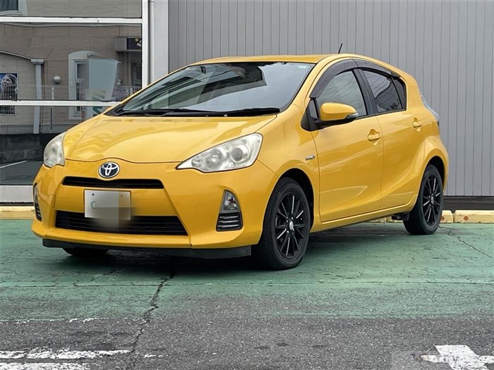 2013 Toyota AQUA