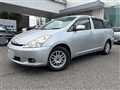 2004 Toyota Wish
