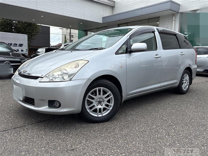 2004 Toyota Wish