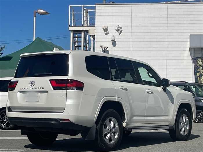 Toyota Land Cruiser 2025 photo 2