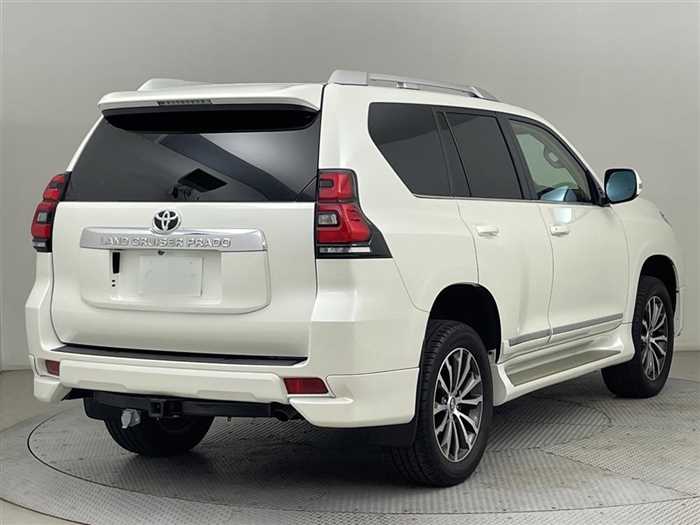 Toyota Land Cruiser Prado 2019 photo 4