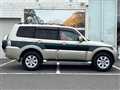 2012 Mitsubishi Pajero