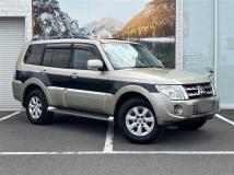 2012 Mitsubishi Pajero
