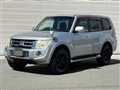 2011 Mitsubishi Pajero