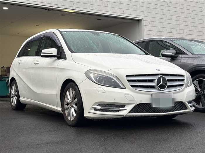 Mercedes-Benz B-Class 2012 photo 4
