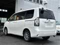 2007 Toyota Voxy