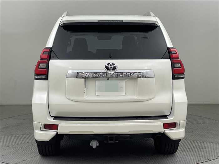 Toyota Land Cruiser Prado 2019 photo 2