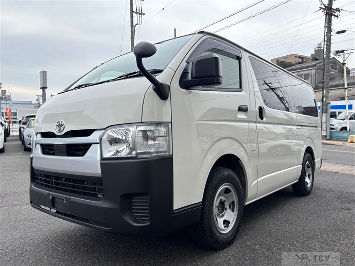 2022 Toyota Hiace Van