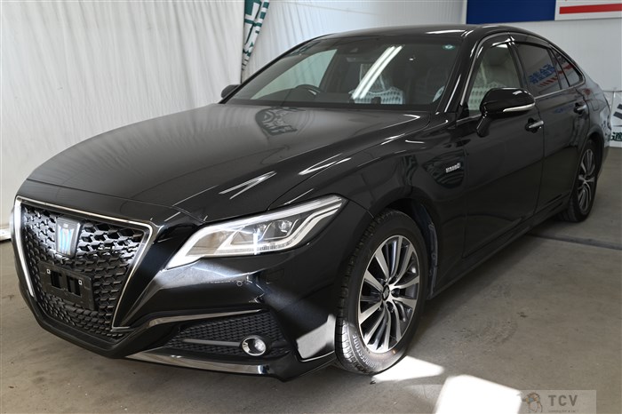 2019 Toyota Crown Hybrid