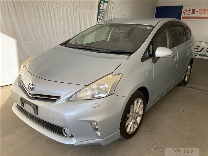 2013 Toyota PRIUS α