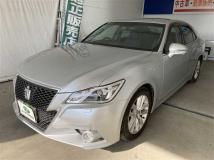 2015 Toyota Crown Hybrid