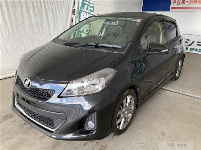 2013 Toyota Vitz