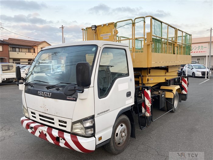 2005 Isuzu Elf