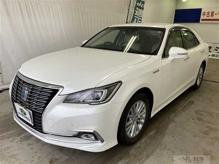 2017 Toyota Crown Hybrid