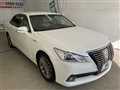 2013 Toyota Crown Hybrid