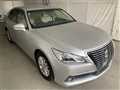 2013 Toyota Crown Hybrid