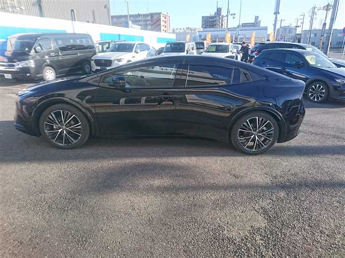 Toyota Prius 2025 — миниатюра 8