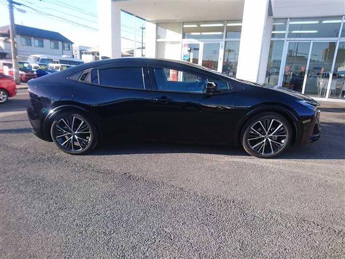 Toyota Prius 2025 — миниатюра 9