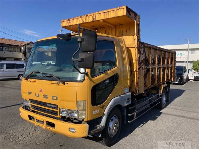 2004 Mitsubishi Fighter