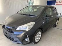 2017 Toyota Vitz