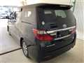 2013 Toyota Alphard Hybrid