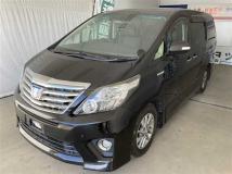 2013 Toyota Alphard Hybrid