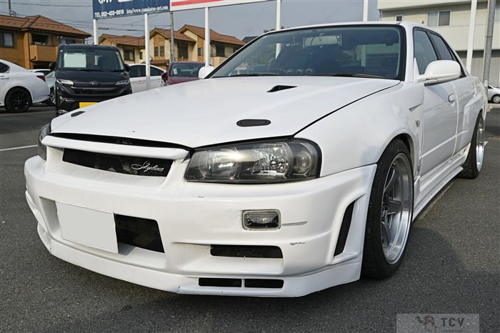 2000 Nissan Skyline