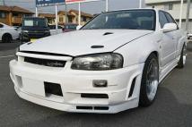 2000 Nissan Skyline